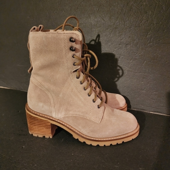 Seychelles Irresistible Lace Up / Zip Leather Combat Boots Size 7 in Sand NEW - Picture 1 of 9